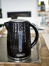 Czajnik Eldom C260C Nelo czarny 2000W 1,7L