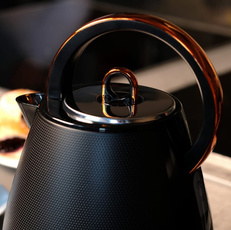 Czajnik Eldom C315C 1,7L 2200W strix