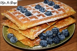 Gofrownica Dezal 301.5.1N 1300W czarna nowa